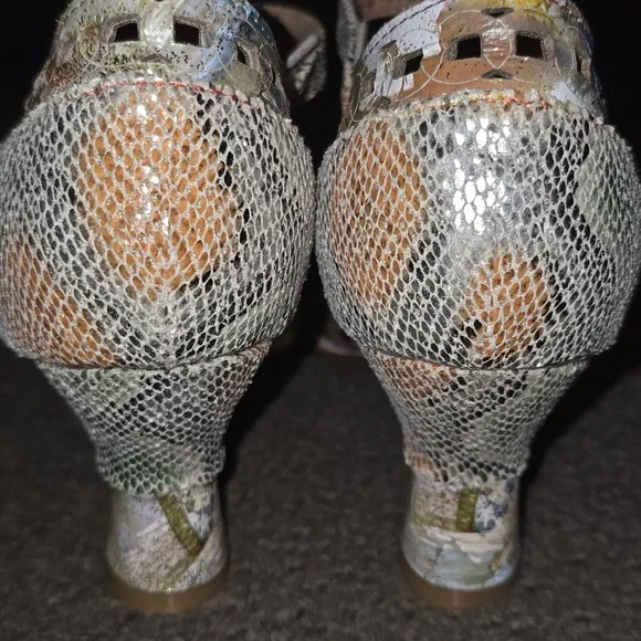 L'Artiste Valles Luxe Pump, Multi-Beige - Picture 5 of 9